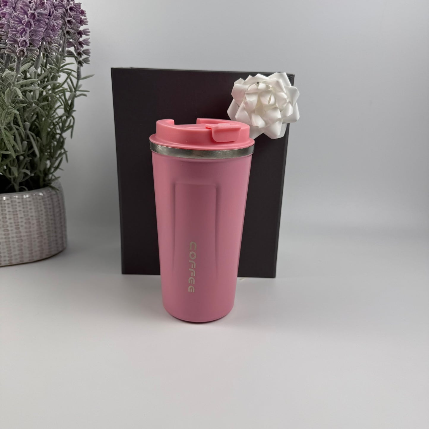 Pink Self Care Gift Box – Travel Mug, Cozy Socks, Eye Mask & Candle