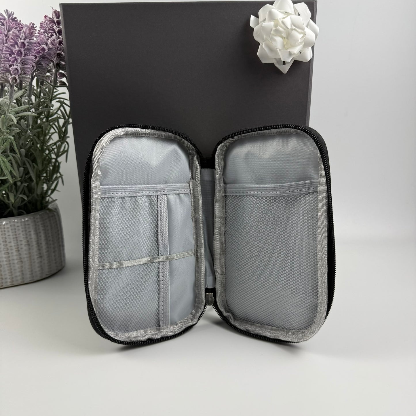 Men's Gift Box – Insulated Bottle, Notebook, Pen, Mug & Cable Case